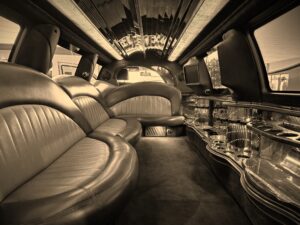 Paramount Limousine Service - Guelph Limo