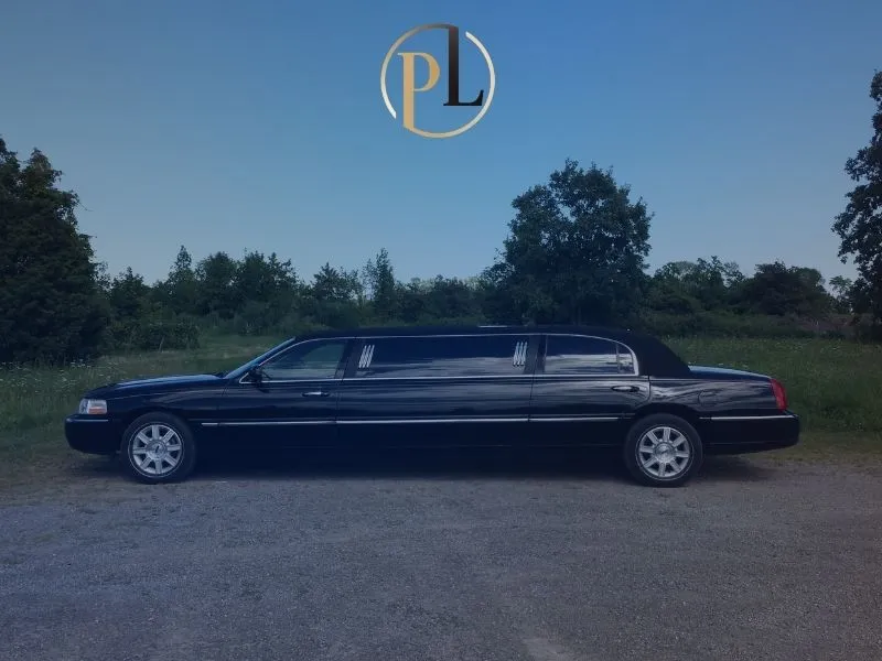 6 Passenger Stretch Limo